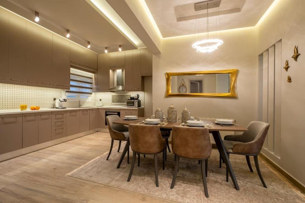 Maison De Luxx A10, Cozy Apartment With Garden In Larissa Exterior photo