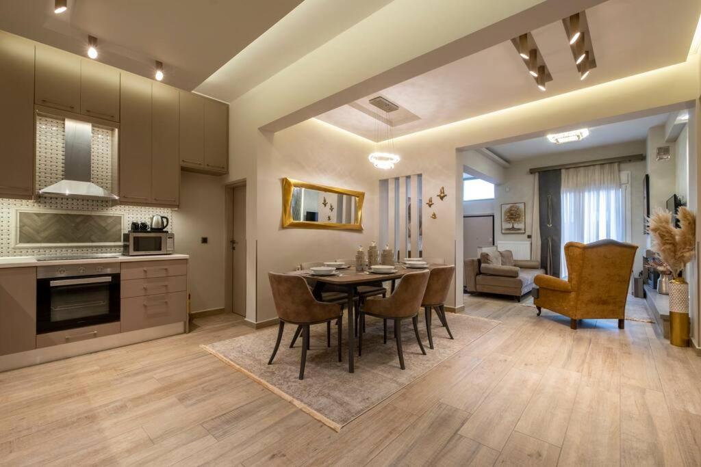 Maison De Luxx A10, Cozy Apartment With Garden In Larissa Exterior photo